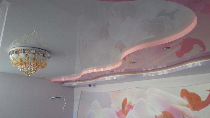 двухуровневые натяжные потолки 3